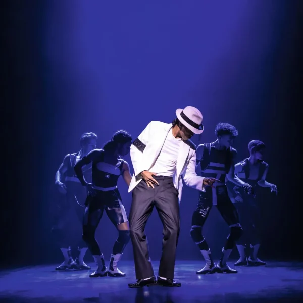 Busreise MJ - Das Michael Jackson Musical in Hamburg - Smooth Criminal © Matthew Murphy Stage Entertainment