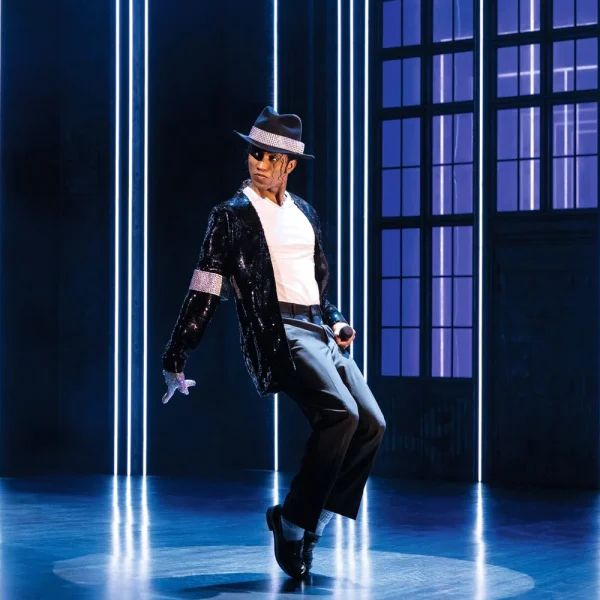 Busreise MJ - Das Michael Jackson Musical in Hamburg - Smooth Criminal © Matthew Murphy Stage Entertainment