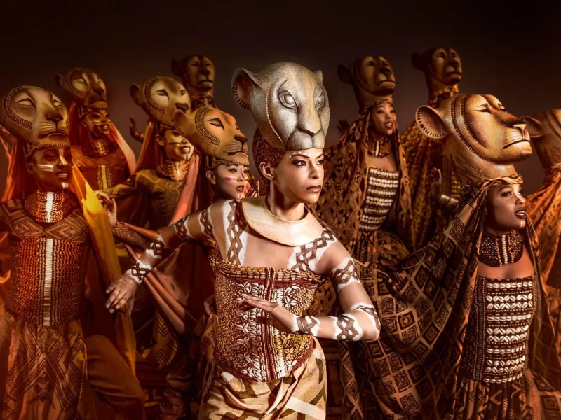 Busreise Musical in Hamburg - Disneys der König der Löwen - Schattenland © Dewynters Photography