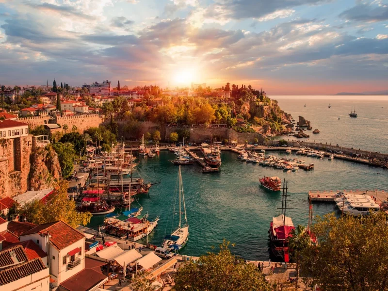 Märchenhaftes Kappadokien erleben: Antalya