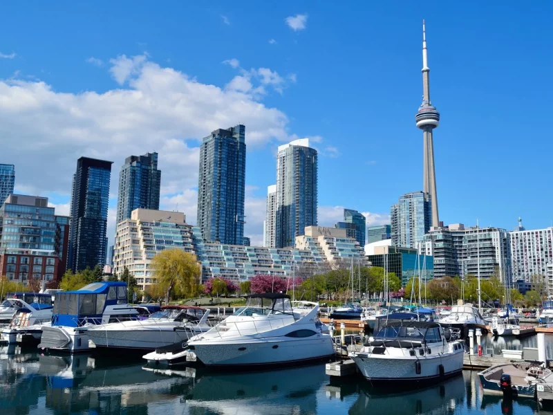Flugreise Kanada - Indian Summer im Osten Kanadas: Toronto