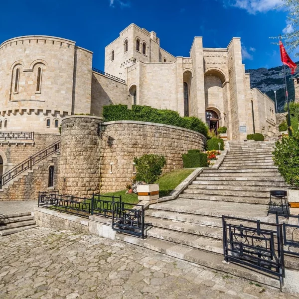 Rundreise den Balkan entdecken. Hier: Kruje in Albanien