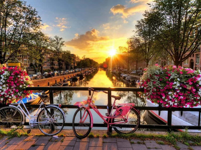 Flusskreuzfahrt Nordholland mit Ijsselmeer und Insel Texel: Amsterdam