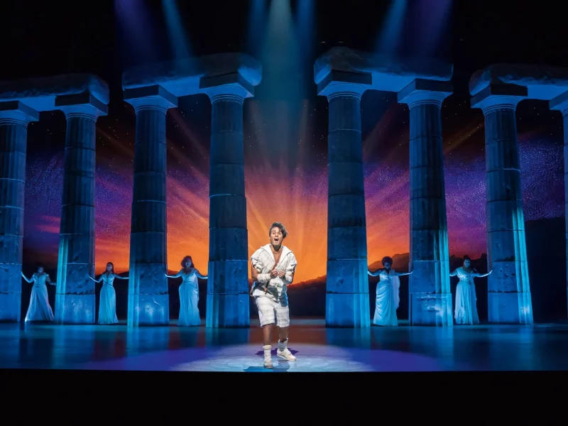 Busreise Musical in Hamburg - Disneys HERCULES - Herkules © Johan Persson Disney Stage Entertainment