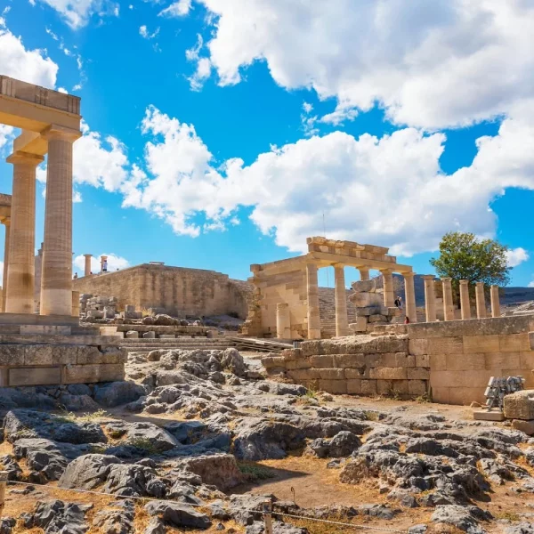 Flugreise nach Rhodos - der Perle der Ägäis