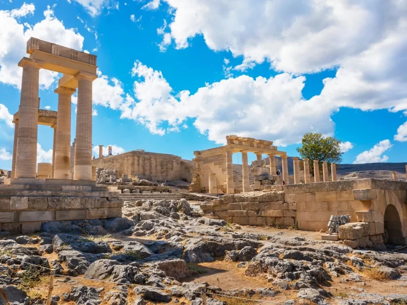 Flugreise nach Rhodos - der Perle der Ägäis